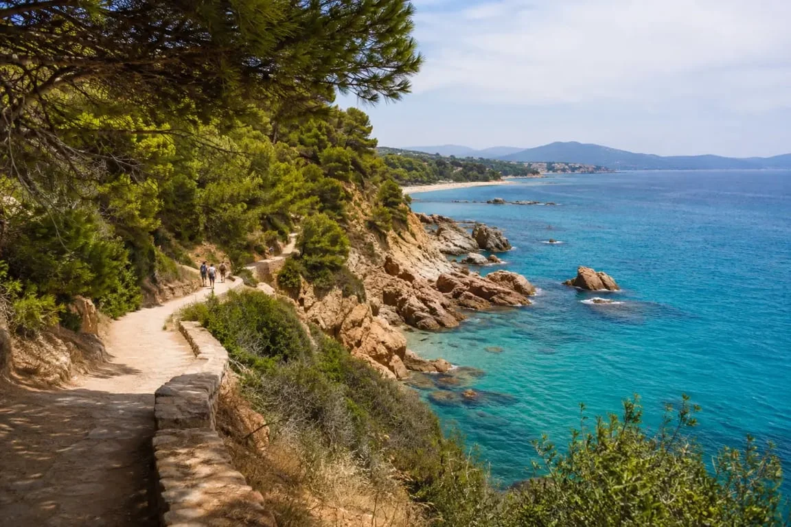 Camí de Ronda près de Platja d Aro et des criques de S’Agaró